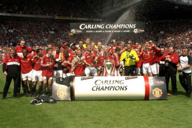 Manchester United, vainqueur de la première ligue 1999-00