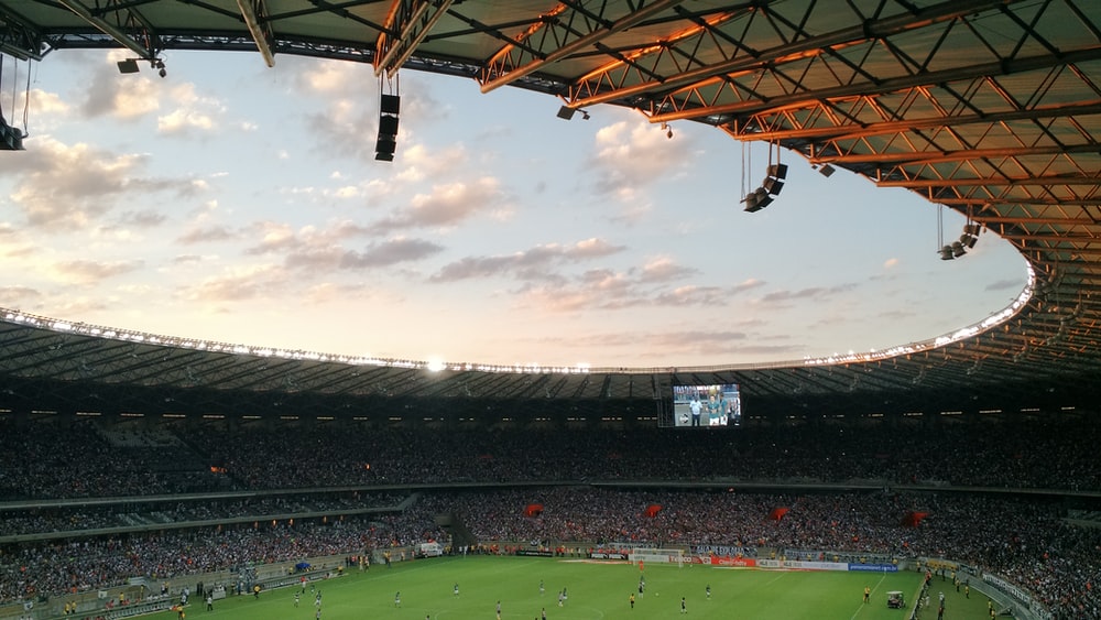 stade de football pendant la journée