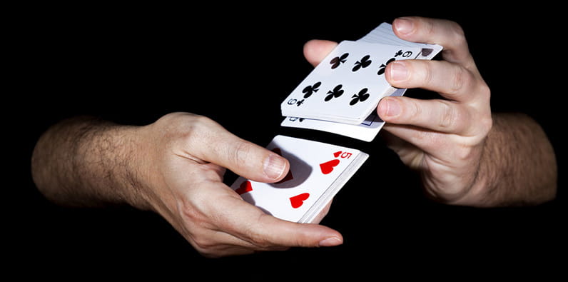 Apprendre à jouer avec le tableau des stratégies de blackjack