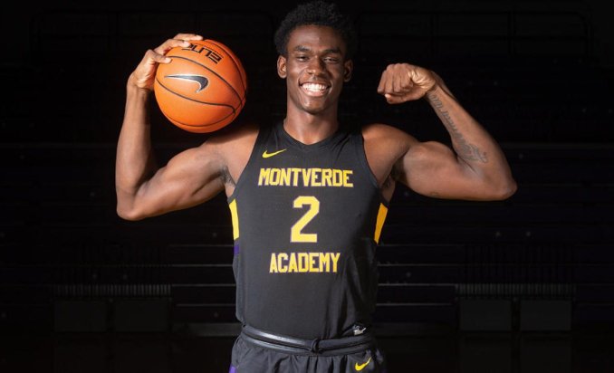 L'entraîneur des Wolverines du Michigan compare le meilleur espoir Jalen Duren à l'icône Fab Five Chris Webber