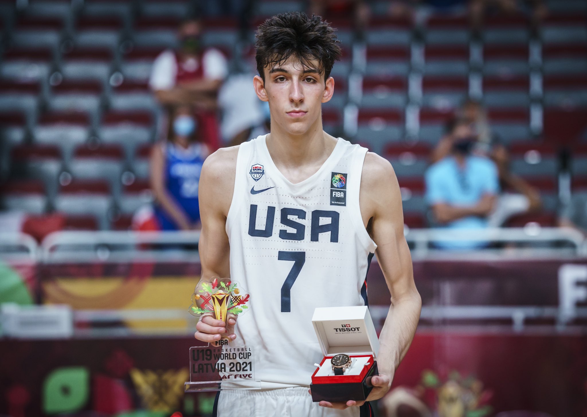 FIBA |  #Basketball #Tokyo2020 sur Twitter : "S'annonçant sur la scène des mots ? Votre MVP #FIBAU19 @TISSOT 2021 - Chet Holmgren ?? Jeune ⭐️… "
