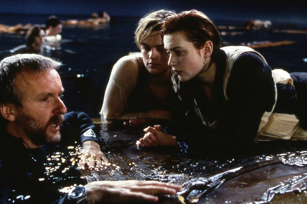 Did James Cameron go to the Titanic?