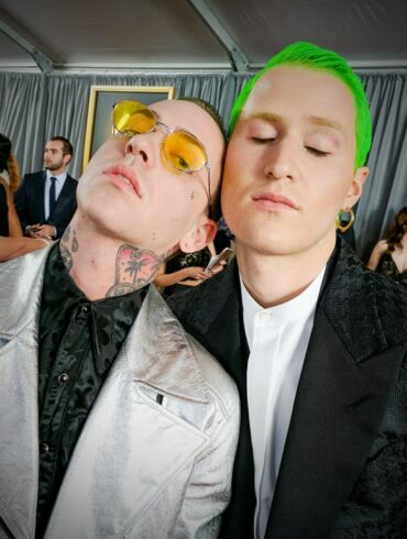 Are Mike Posner and blackbear friends?