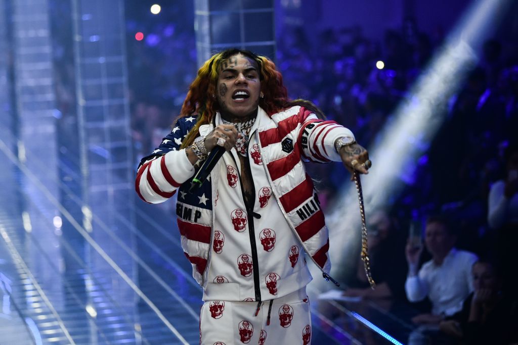 What is the net worth of 6IX9INE in 2020?