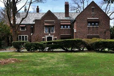 Who inherited Aretha Franklin's estate?