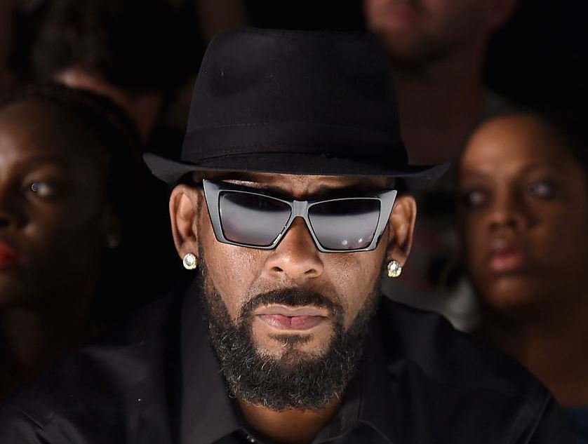 Where is R Kelly net worth?