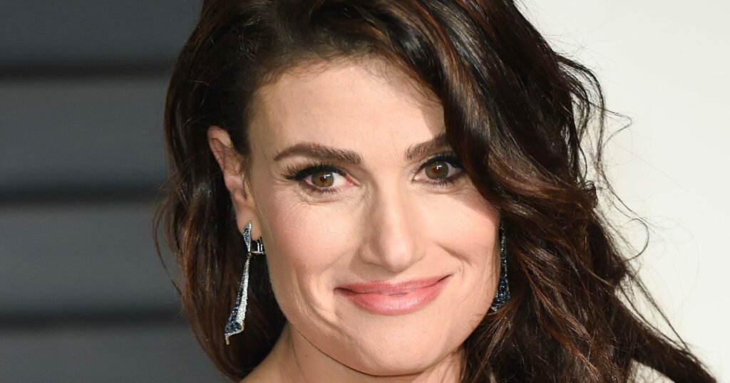 How much did Idina Menzel make from frozen?