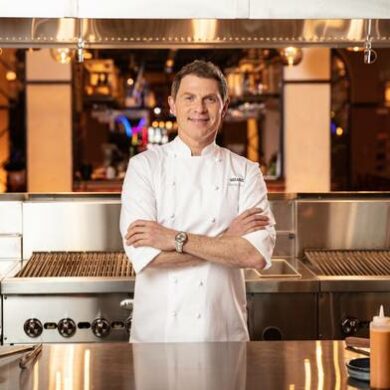 What restaurants does Bobby Flay own?