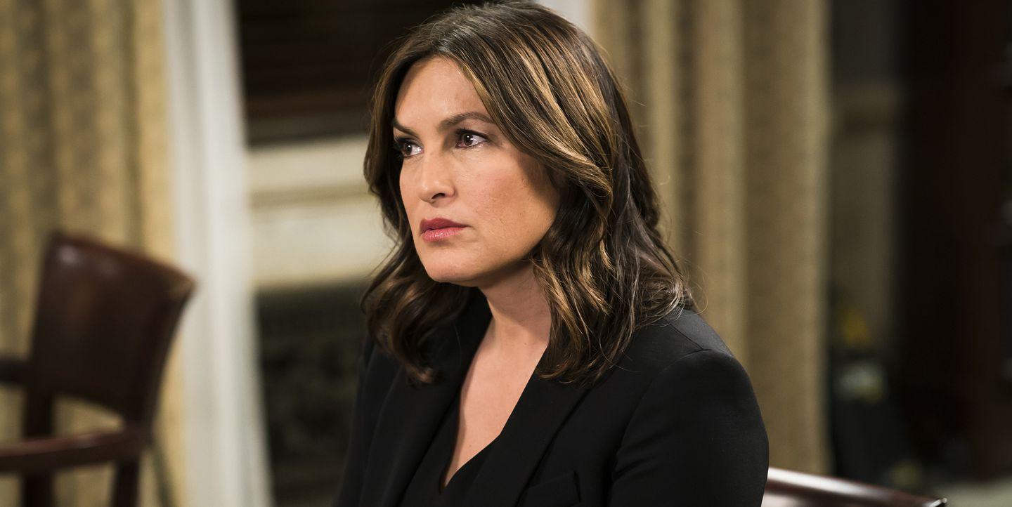 How much does Mariska Hargitay make per episode of Law and Order?