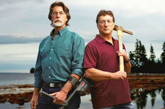 How much money do the lagina brothers have?