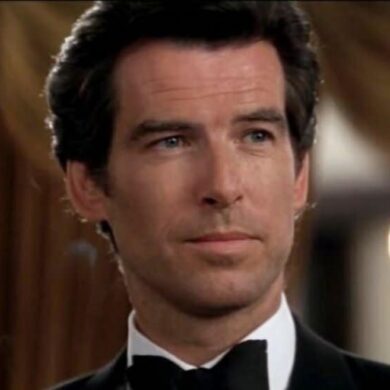 How much did Pierce Brosnan make for James Bond?