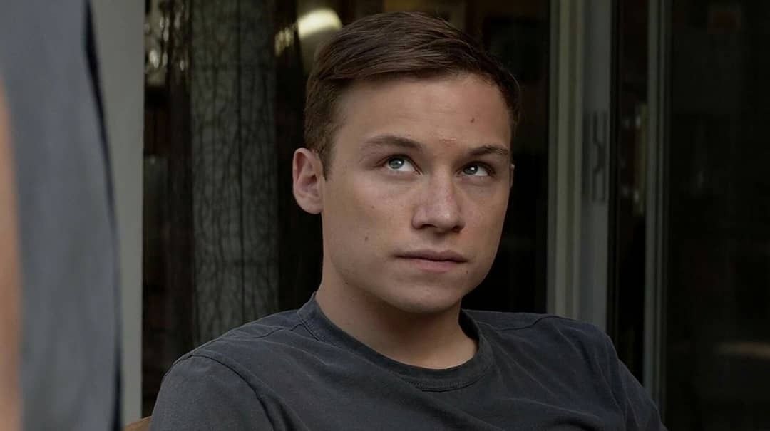 What is Finn Cole salary?