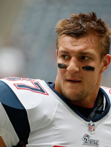How much is Rob Gronkowski worth?