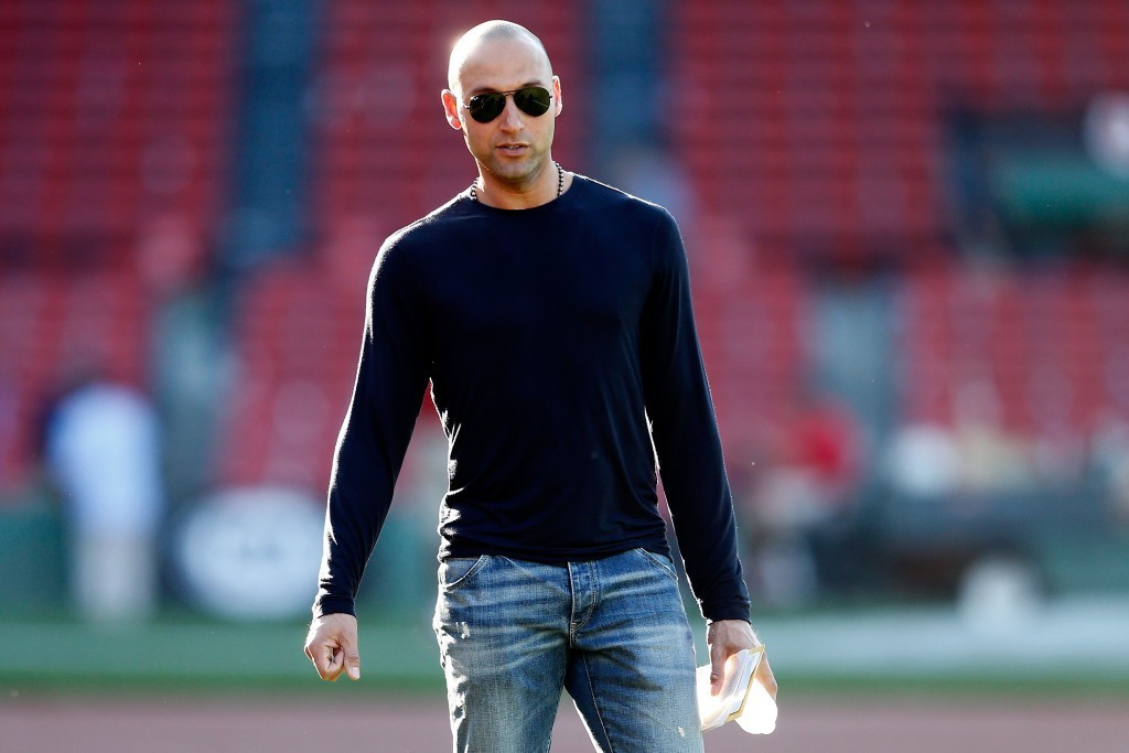 What is Derek Jeter's net worth 2021?