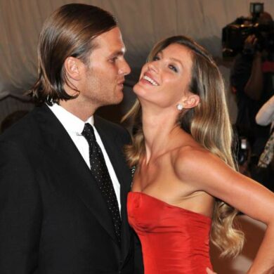 Who's richer Tom Brady or his wife?