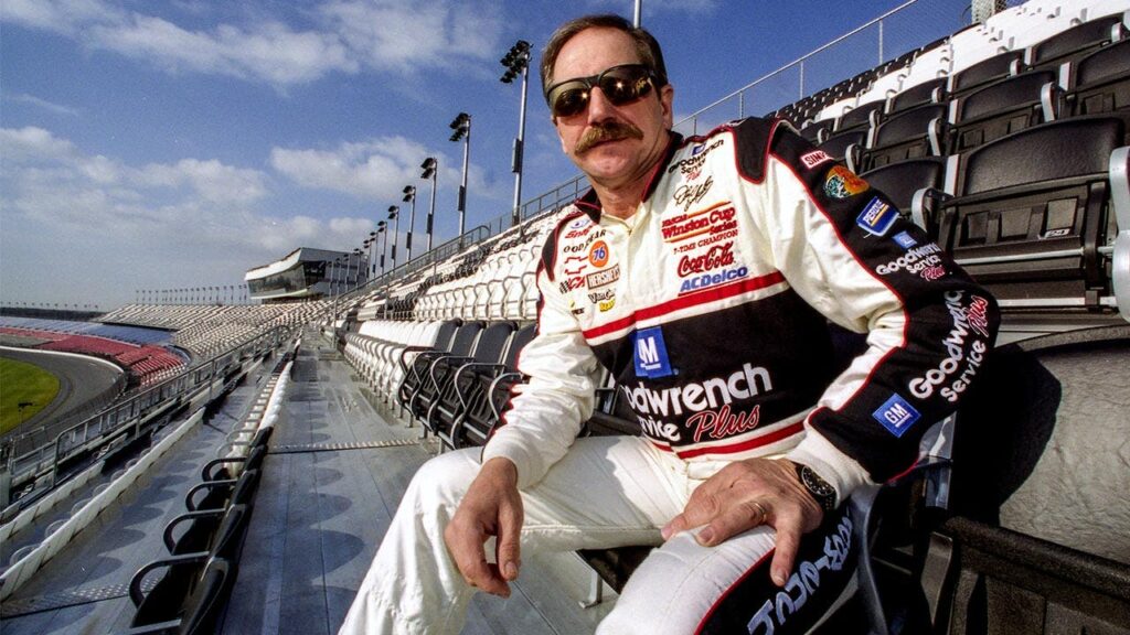 How much money did Dale Earnhardt Sr make?