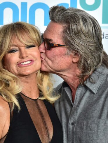 Who is wealthier Kurt Russell and Goldie Hawn?