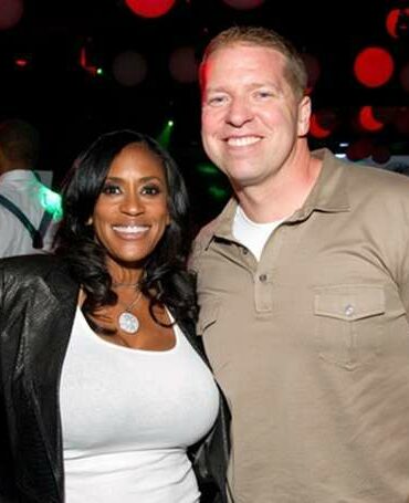 How rich is Gary Owen?
