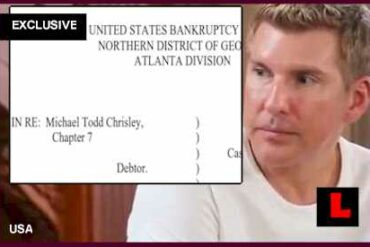 How does Chase Chrisley make money?