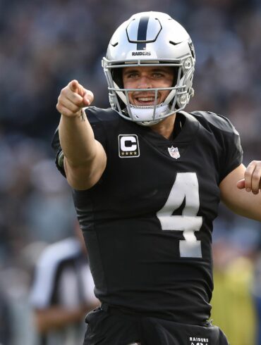 How rich is Derek Carr?