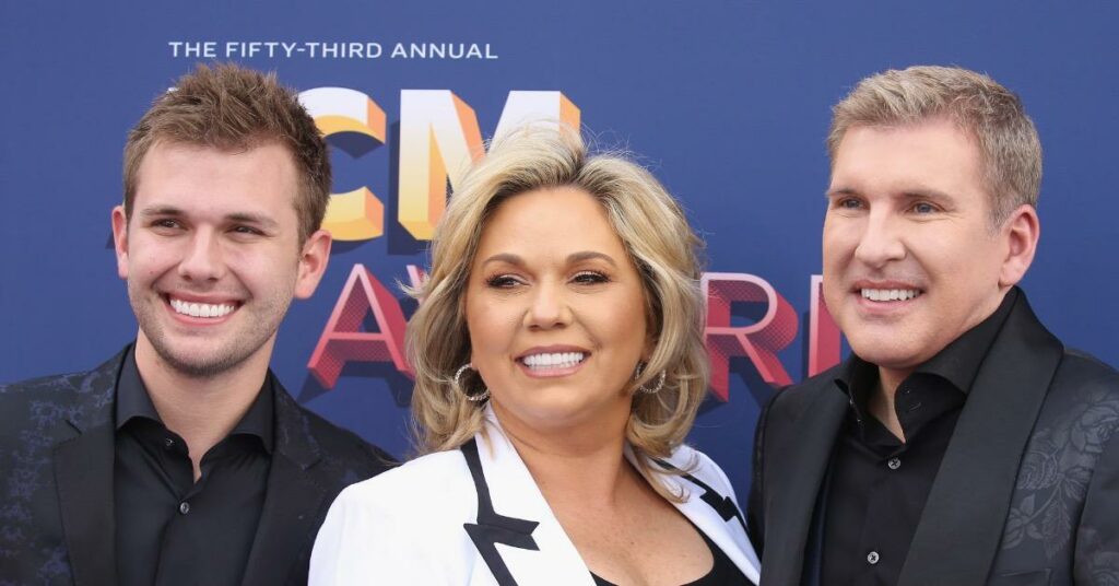 How much does Savannah and Chase Chrisley make per episode?