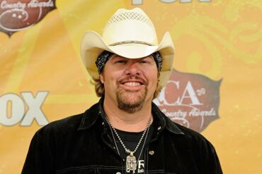 How is Toby Keith so rich?