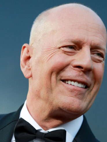 How rich is Bruce Willis?