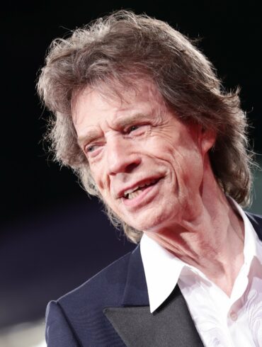 How rich is Mick Jagger?
