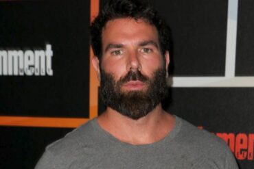 How did Dan Bilzerian get his net worth?