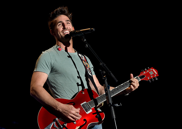 What is Jake Owens net worth?