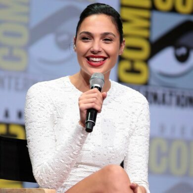 Does Gal Gadot speak Russian?