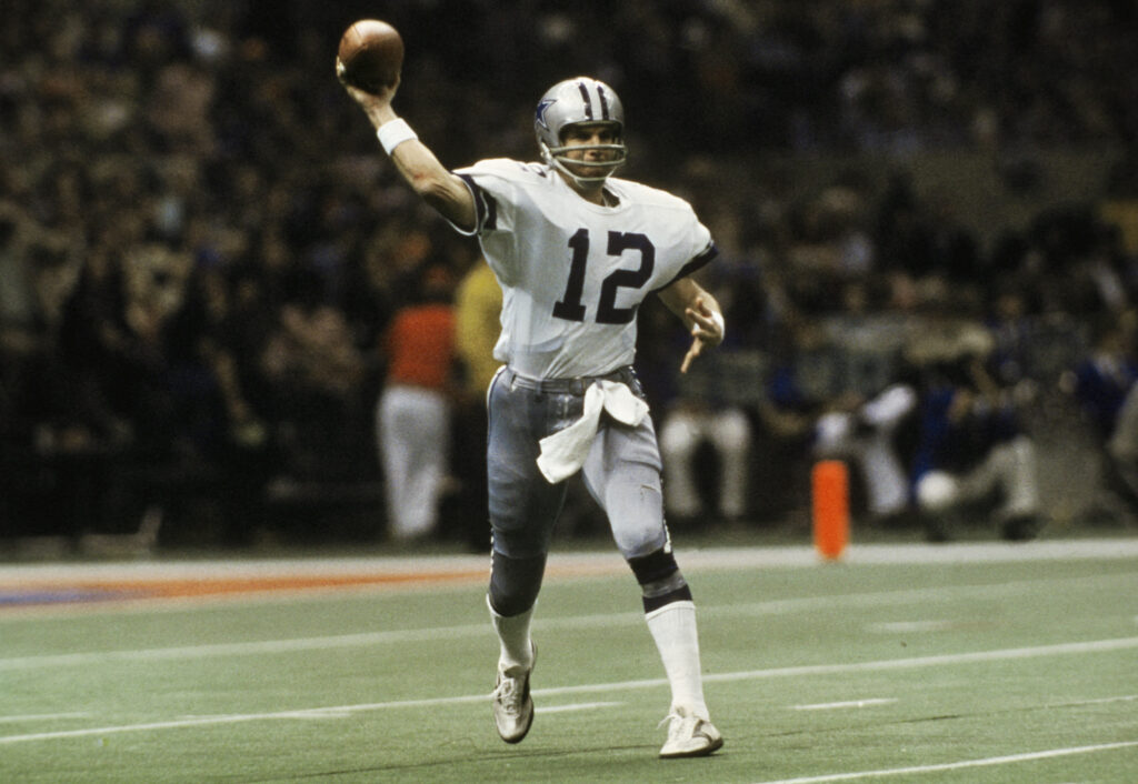 How much did Roger Staubach make a year?