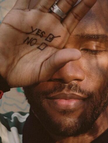 How much money did Frank Ocean make from Blonde?