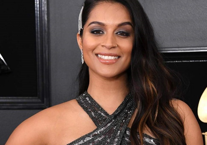 What is the monthly income of Lilly Singh?