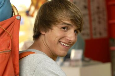 What does Lucas Cruikshank do now?