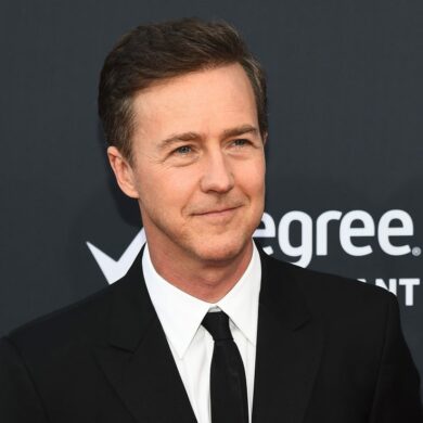 Is Edward Norton an heir?