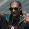 How many dogs does Snoop Dogg own?
