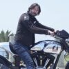 Does Keanu Reeves own a car?
