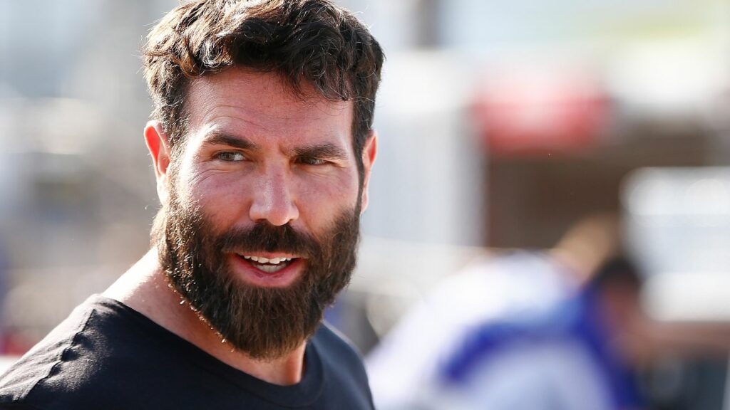 When did Dan Bilzerian get rich?