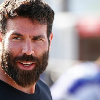 When did Dan Bilzerian get rich?