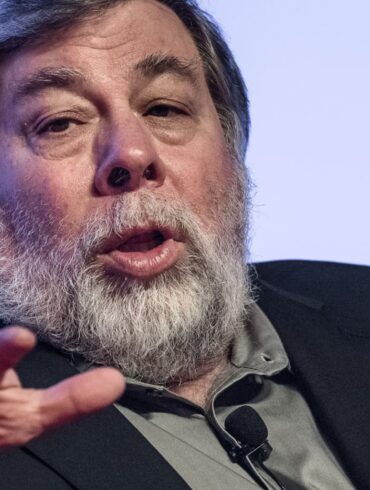 Why is Steve Wozniak not rich?