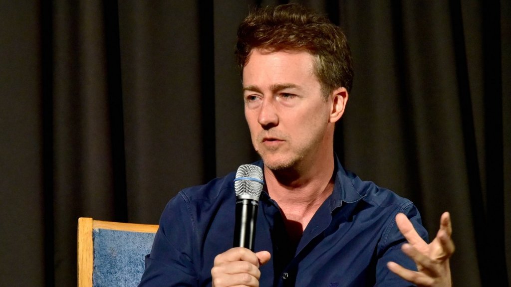 Does Edward Norton come from money?