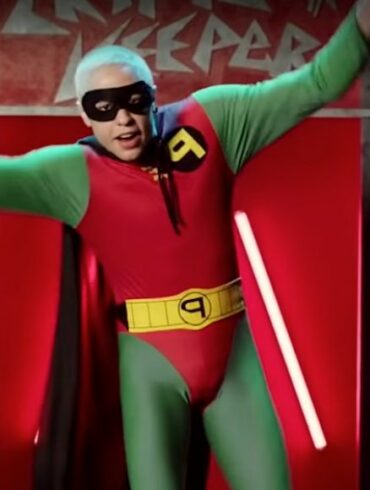 Does Pete Davidson have money?