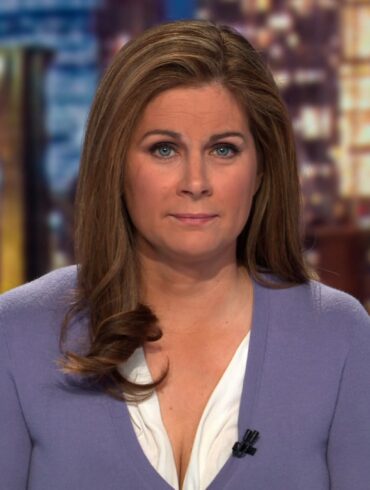 What is Erin Burnett salary on CNN?