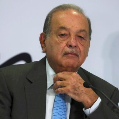 How did Carlos Slim become a billionaire?