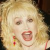 Qual é o patrimônio líquido de Dolly Parton?