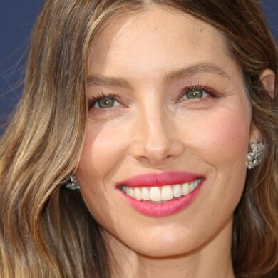 How did Jessica Biel make her money?