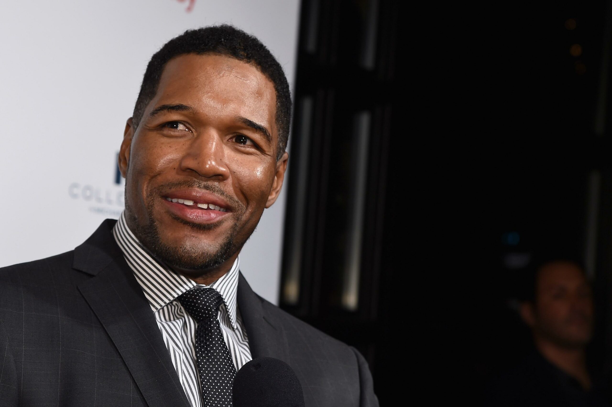 What is the annual salary of Michael Strahan?
