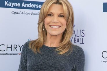 How much does Vanna White make?