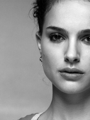 Is Natalie Portman rich?